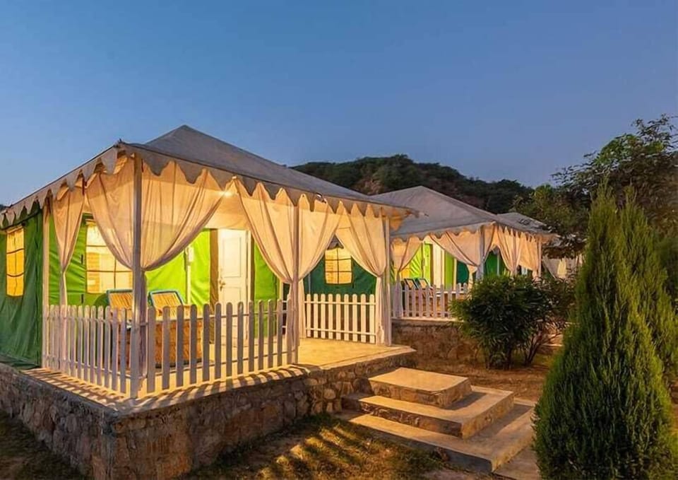 Jungle View Tent Room | WiFi (free)