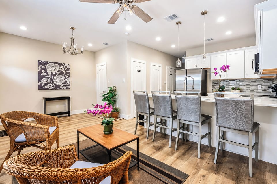 House, Garden View | Interior