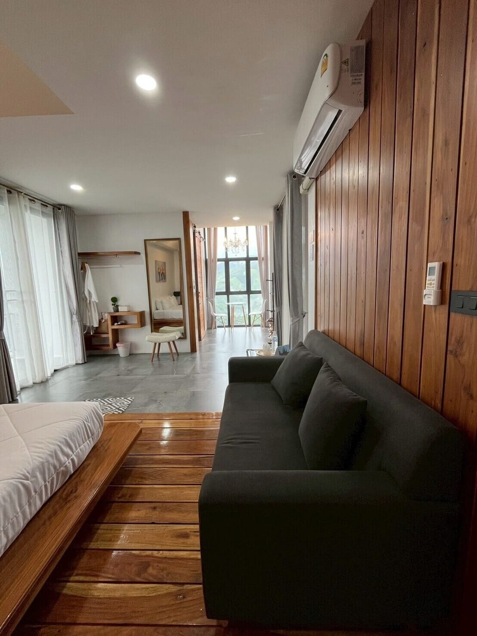 Family Room, Non Smoking, Hill View | Living area