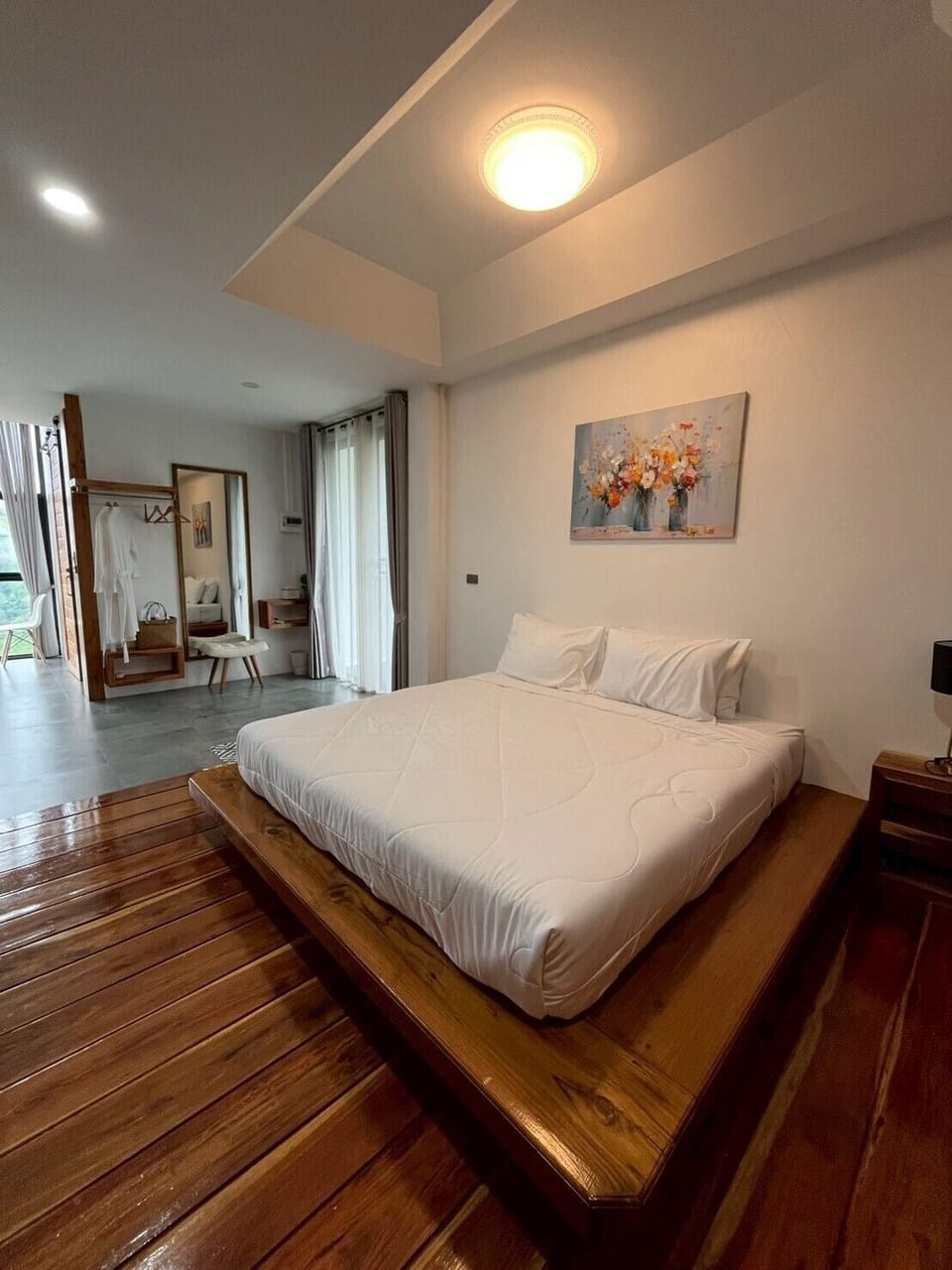 Family Room, Non Smoking, Hill View | WiFi (free), bed sheets