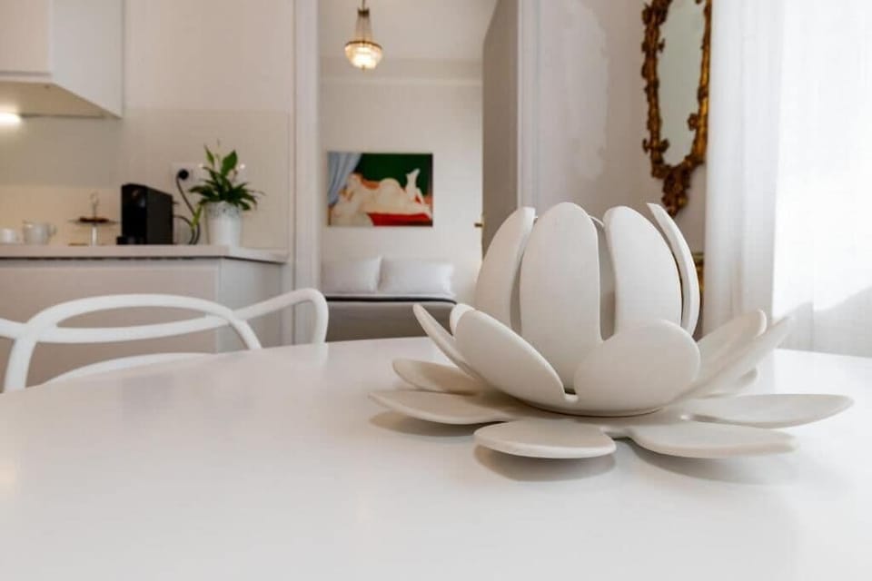 Apartment, 2 Bedrooms | Dining room