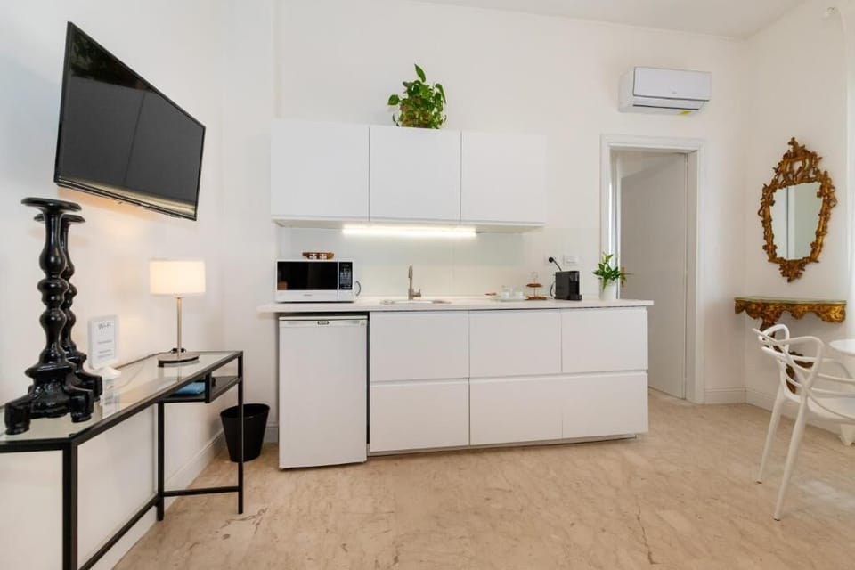 Apartment, 2 Bedrooms | Room amenity