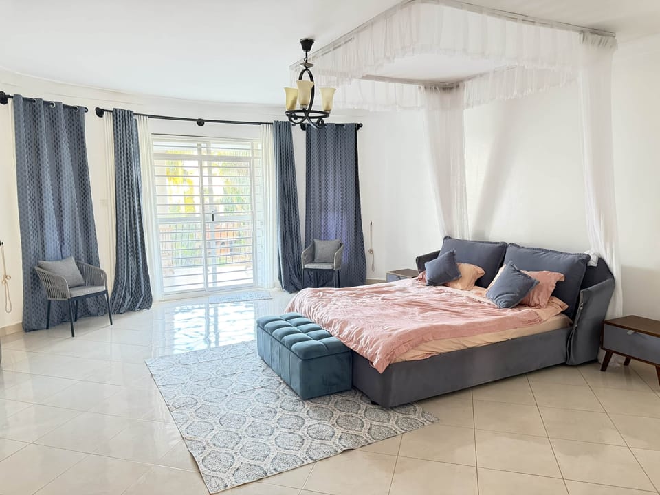 Master Bedroom 1