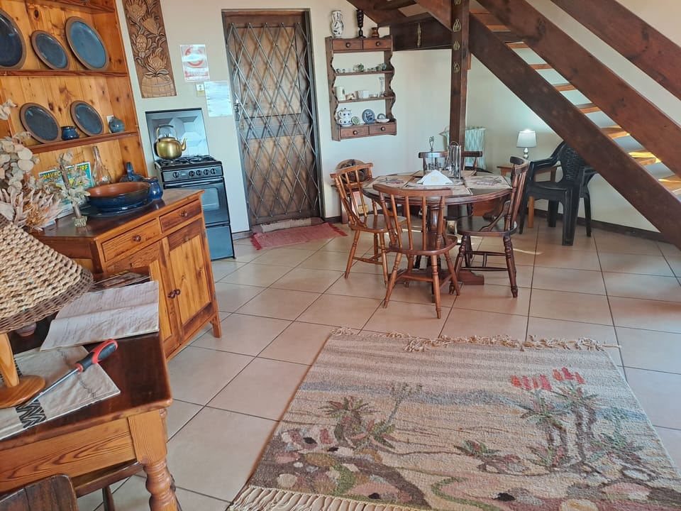 Comfort Apartment, Beach View | In-room dining