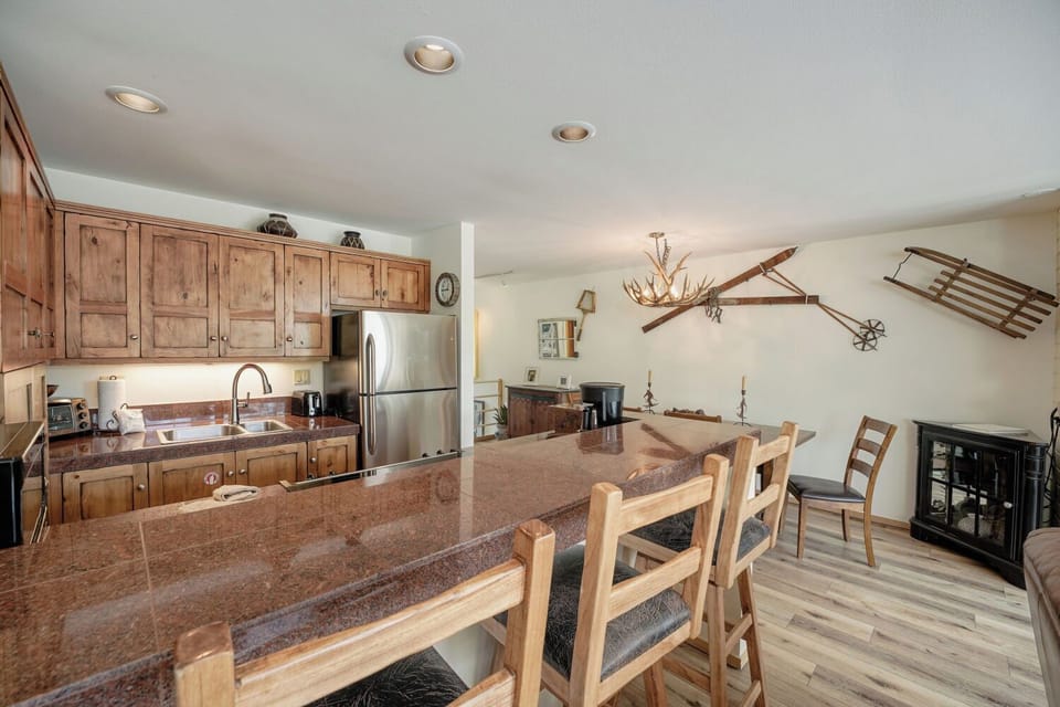Breakfast Bar