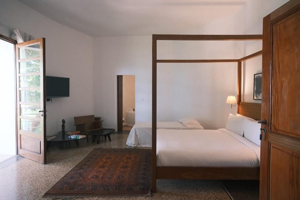 Superior Double Room, Balcony, Sea View | In-room safe, blackout drapes, iron/ironing board, free WiFi