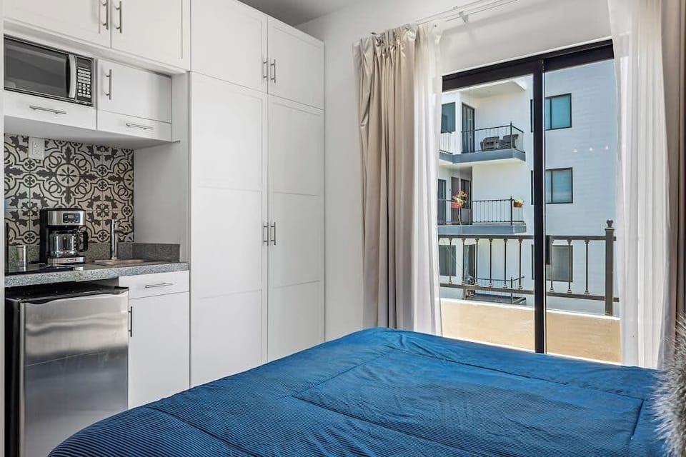 Apartment, Multiple Beds, Partial Ocean View (Mara 607 at Morgan Residences) | Interior