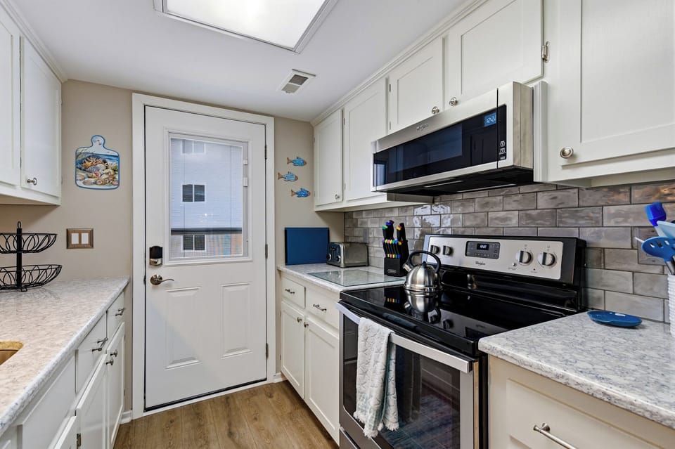 Esco's Escape Kitchen