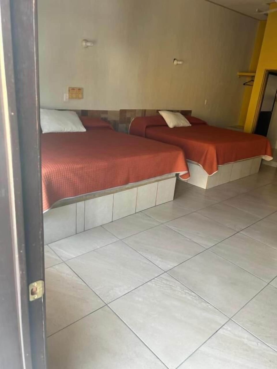 Twin Room, Balcony