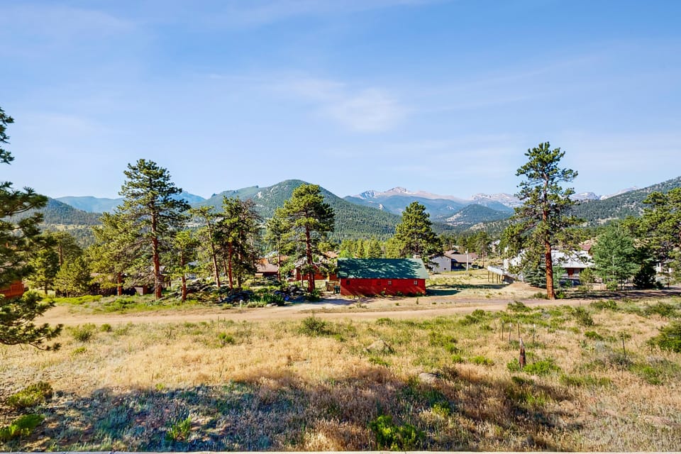 Cabin, Multiple Beds, Balcony, Mountain View (Great Outdoors) | Mountain view