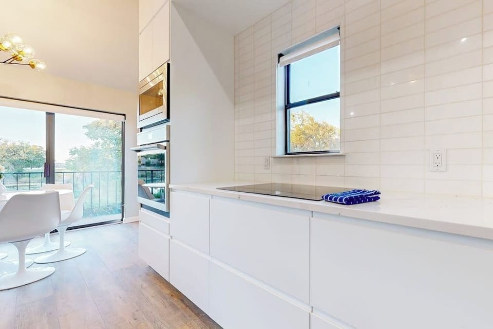 Condo, Multiple Beds (Way to the Bay) | Private kitchen