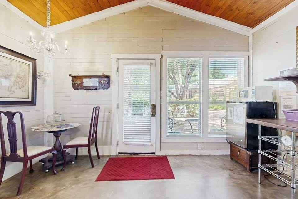Studio, 1 King Bed, Pets Not Allowed, Garden View (Travis Street - Travis Cottage) | View from room
