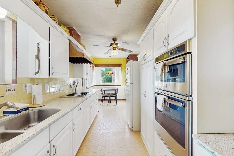 House, Multiple Beds, Garden View (Angels Rest) | Private kitchen