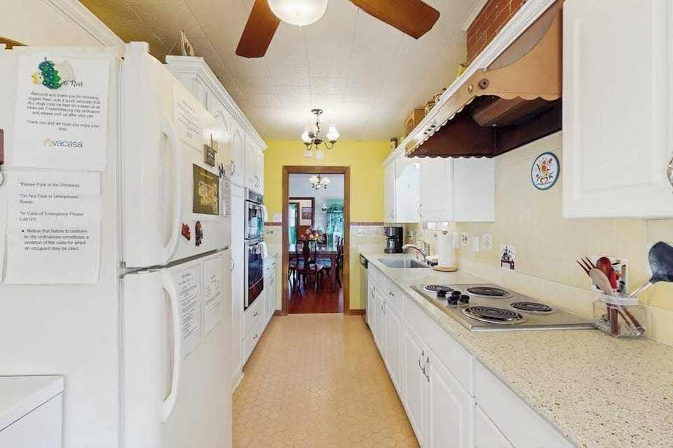 House, Multiple Beds, Garden View (Angels Rest) | Private kitchen