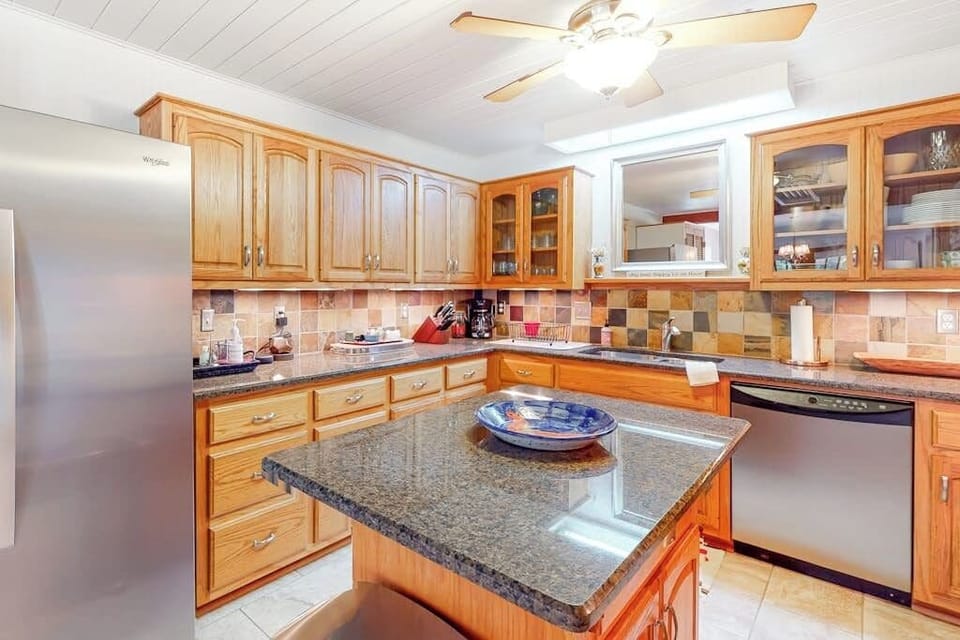 House, Multiple Beds, Garden View (Prost Haus) | Private kitchen