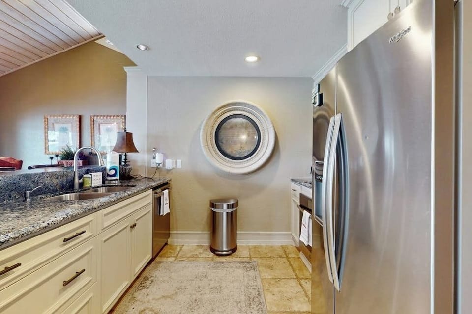 Condo, Multiple Beds (Harbor Paradise) | Private kitchen
