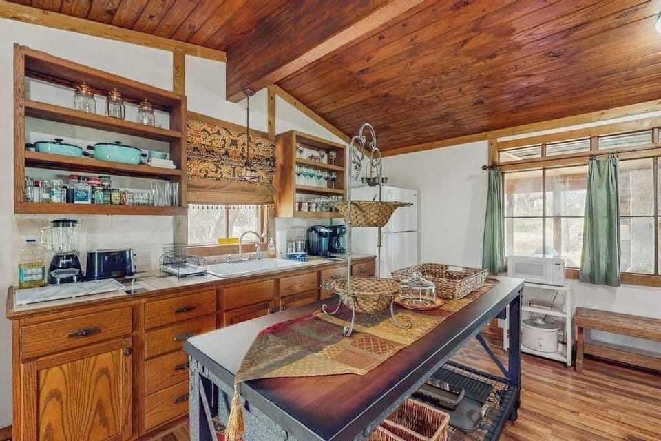 Cabin, 1 King Bed with Sofa bed, Patio (Seahorse Cove) | Private kitchen