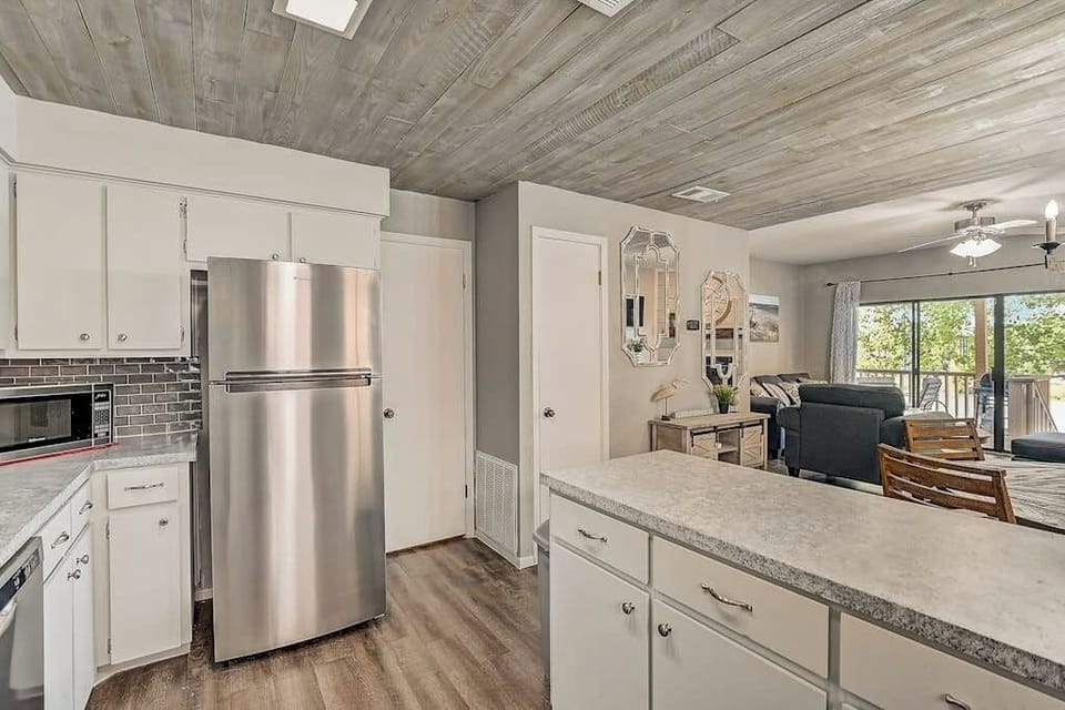 Condo, Multiple Beds (Full Moon Harbor) | Private kitchen