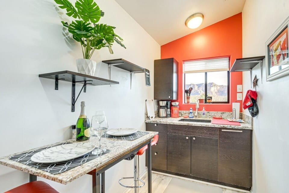 Studio Kitchen | Counter with Chairs | Granite Counters & Compact Layout
