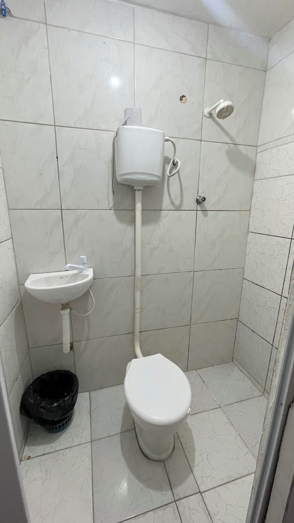 Economy Triple Room | Bathroom | Shower, towels, toilet paper