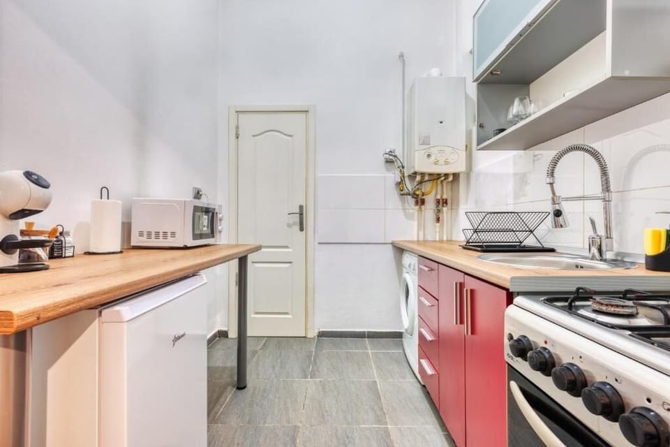 Comfort Apartment, Kitchen | Private kitchen