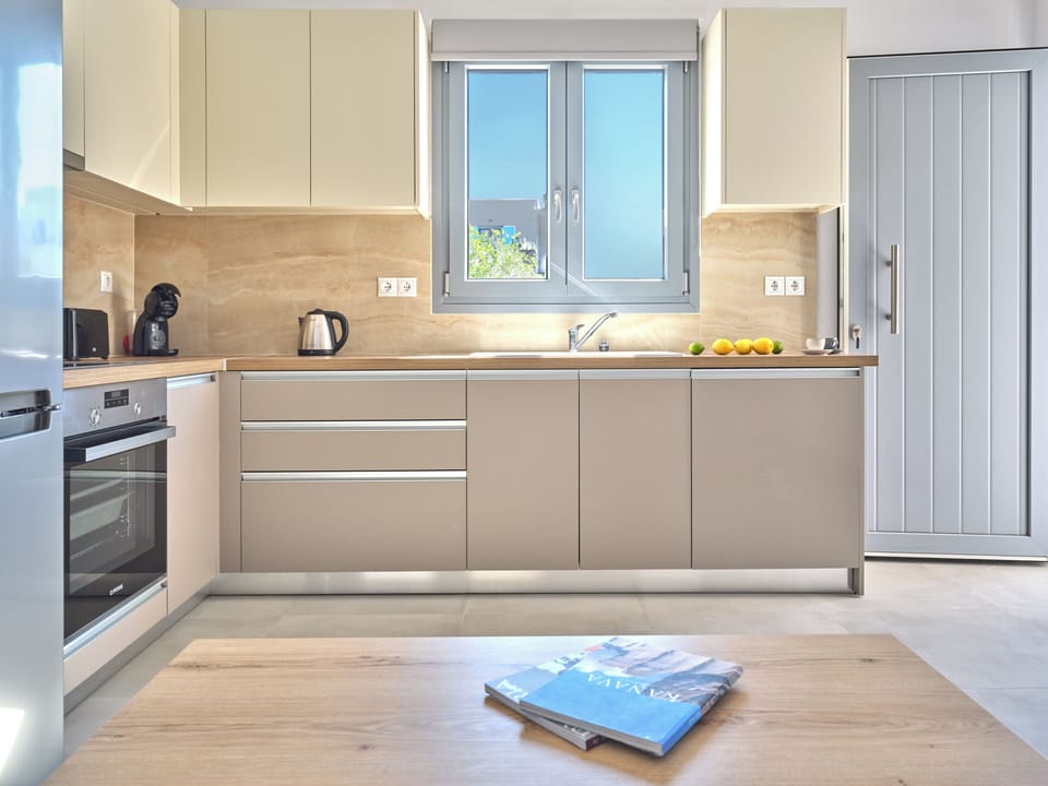Mouragio 2 | Private kitchen | Fridge, oven, stovetop, espresso maker