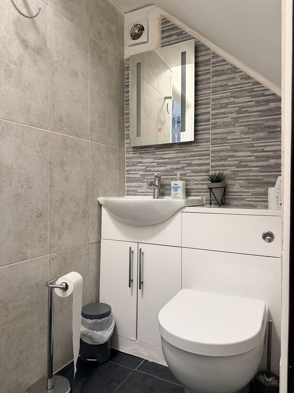 Triple Room, Private Bathroom, Garden View (3) | Bathroom