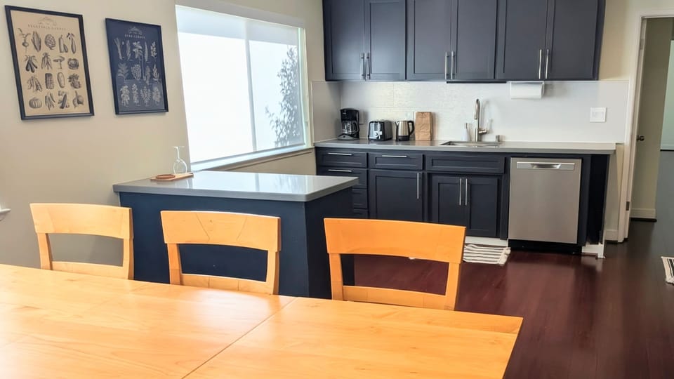 Dining Area close to Kitchen