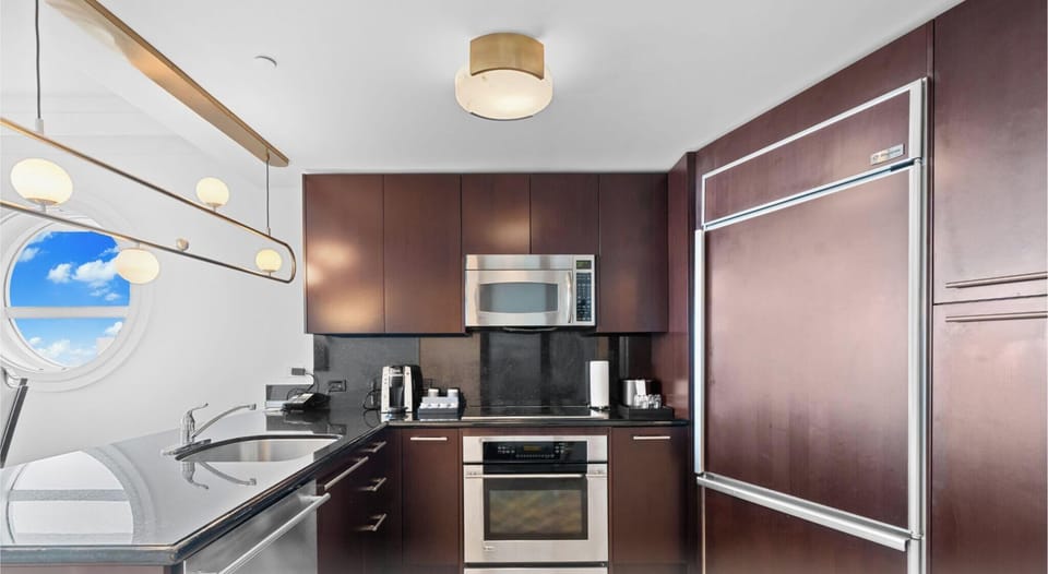 Room, Ocean View | Private kitchen