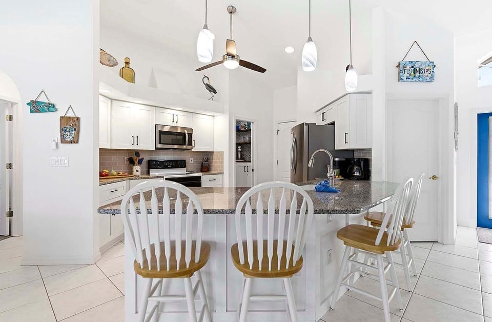 Fully Furnished Kitchen