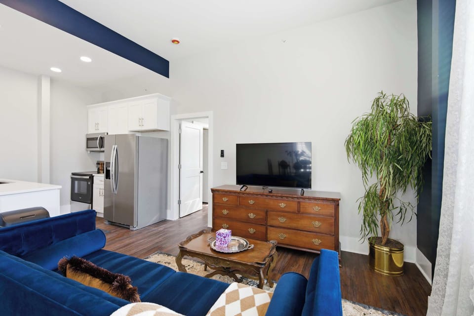 Curl up in Suite 4’s chic living room & stream your favorites on the smart TV​