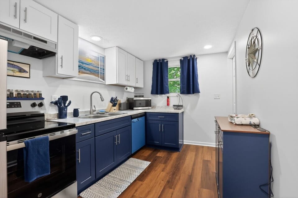 08_5290_Ohio_St-Kitchen-6856
