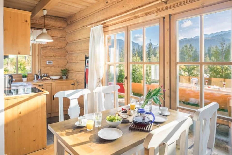House | Dining