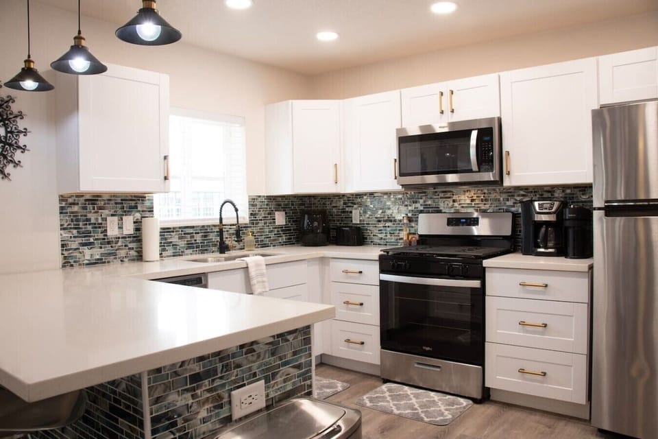 Kitchen 1