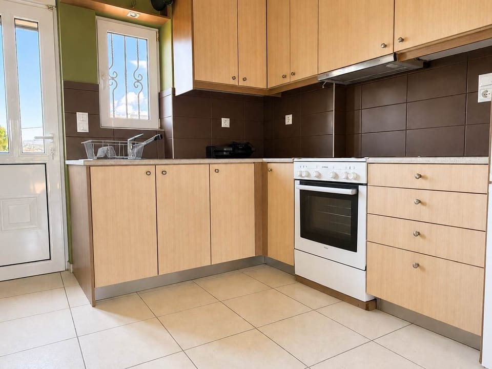 Kitchen with ample counter space