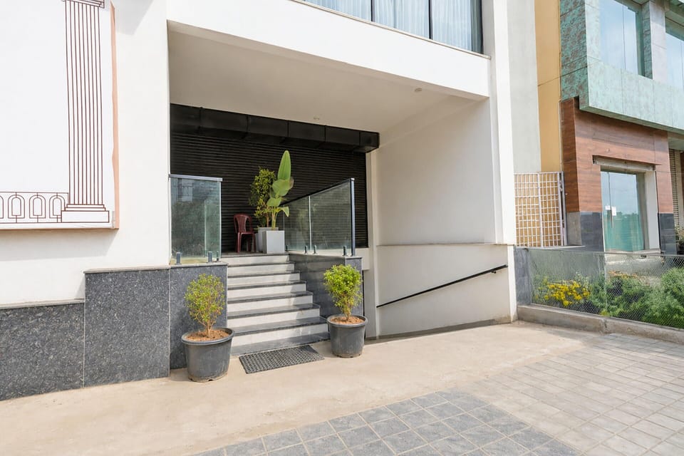 House | Reception