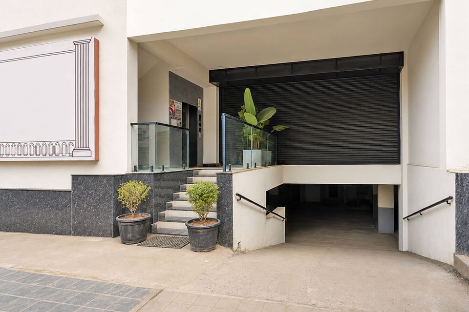 House | Reception