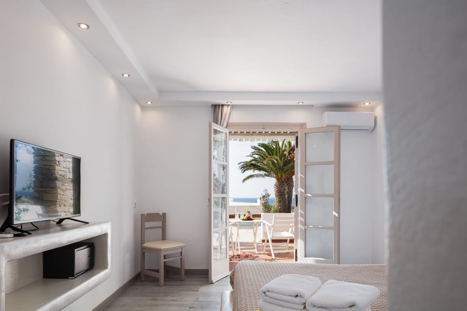 Aegean Room with Terrace & Sea View | In-room safe, free WiFi, bed sheets
