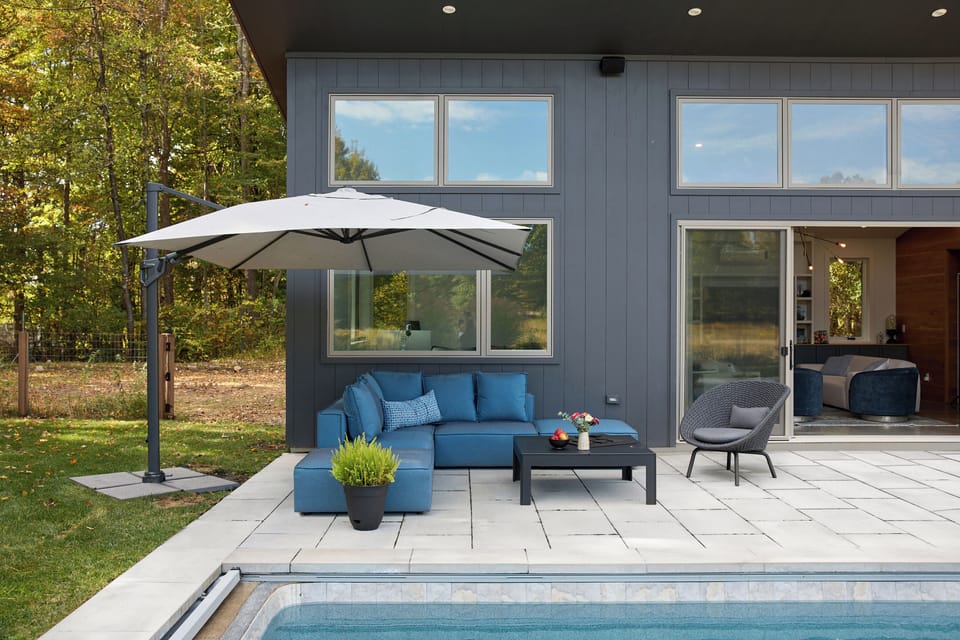 This lounge set sits just outside the pool house. 