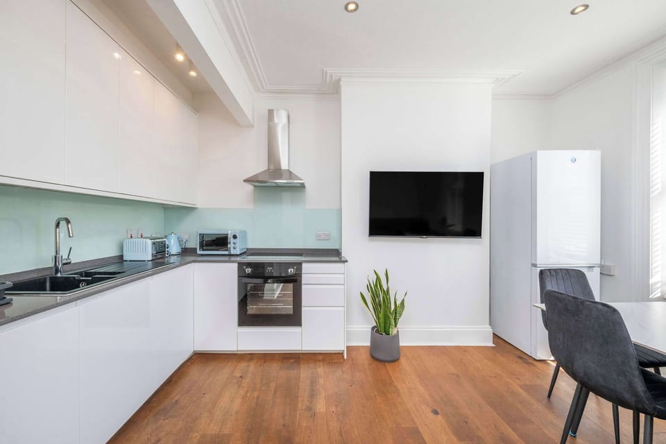 Prepare your favourite meals in this bright and functional kitchen.