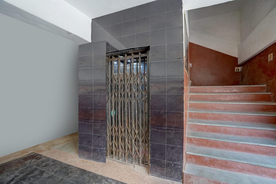 House | Reception