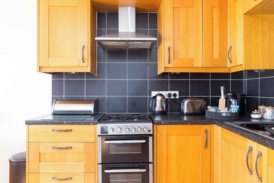 Your kitchen away from home, featuring a gas oven, hob, cooker, kettle and toast