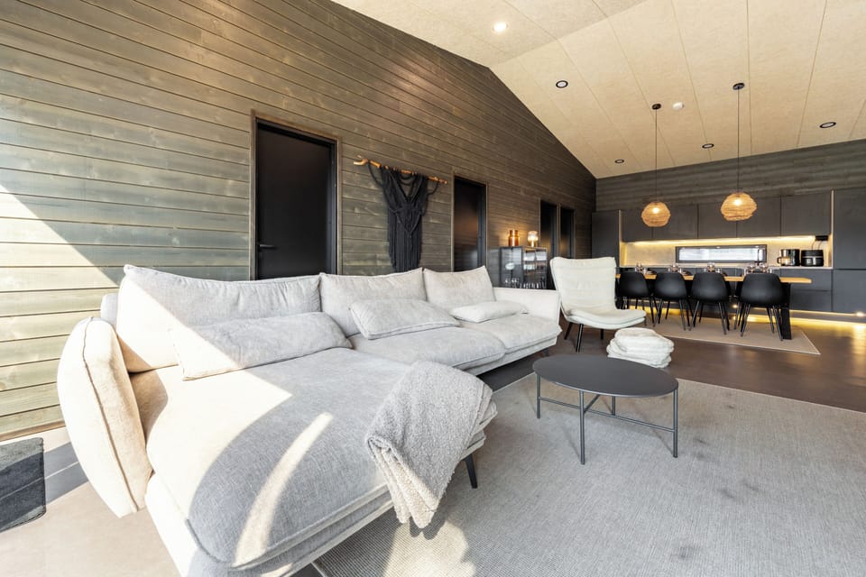 Villa, 4 Bedrooms, Sauna, Slope side | Living area | 60-inch TV with cable channels, fireplace
