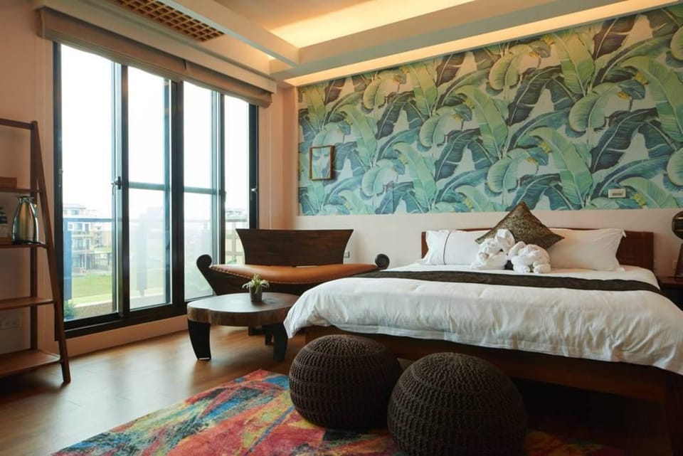 Comfort Double Room, Ocean View (301) | Minibar, desk, blackout drapes, free WiFi