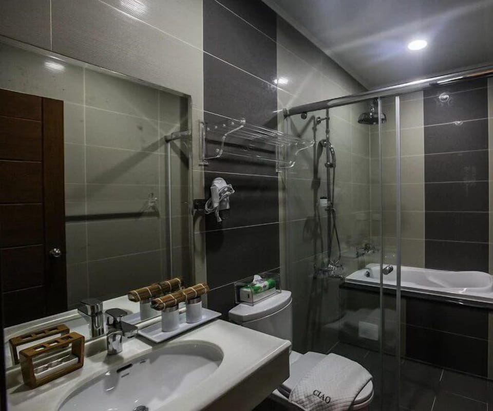 Bathroom | Free toiletries, hair dryer, slippers, towels