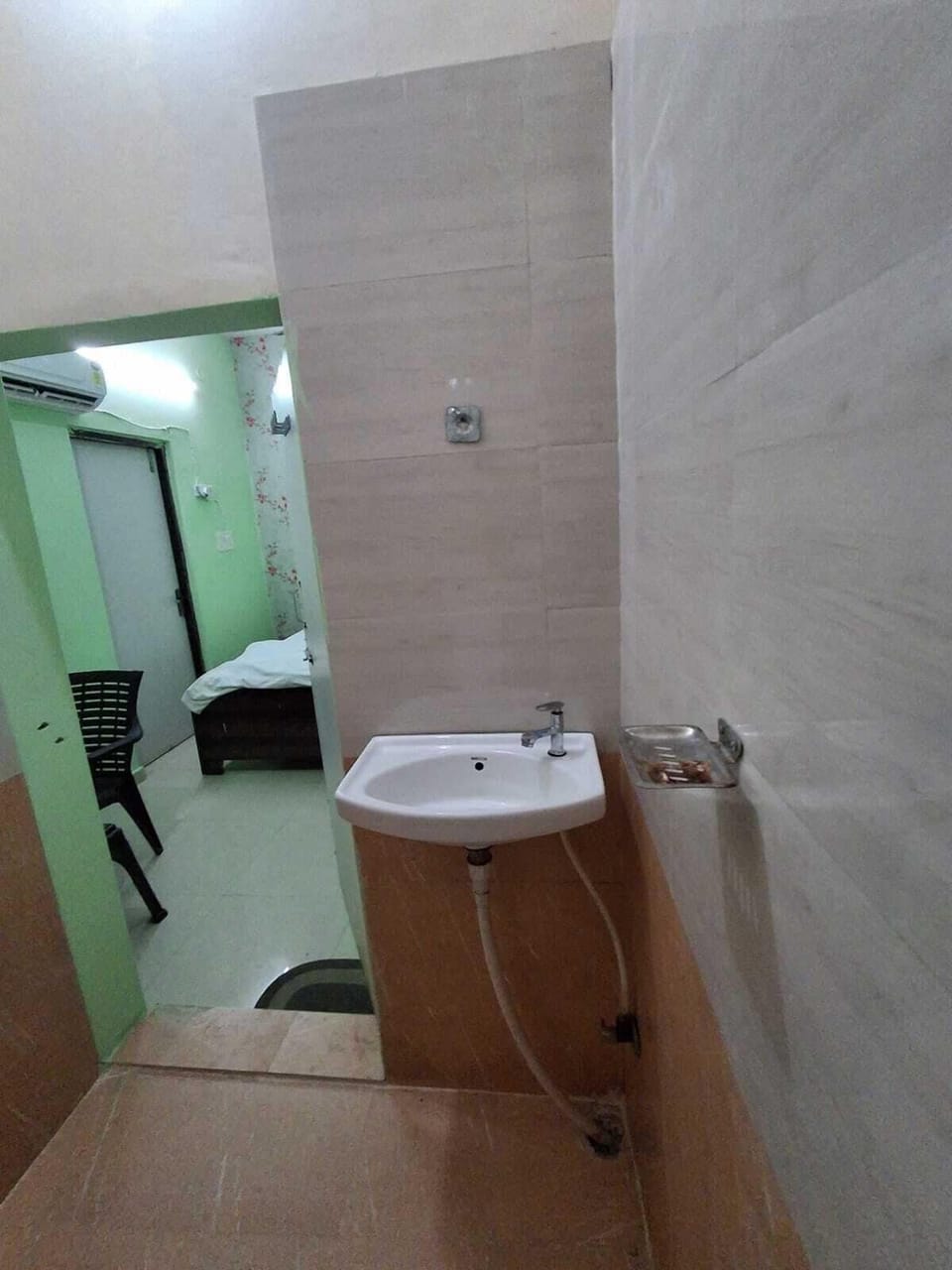 Deluxe Double Room, City View | Desk, free WiFi