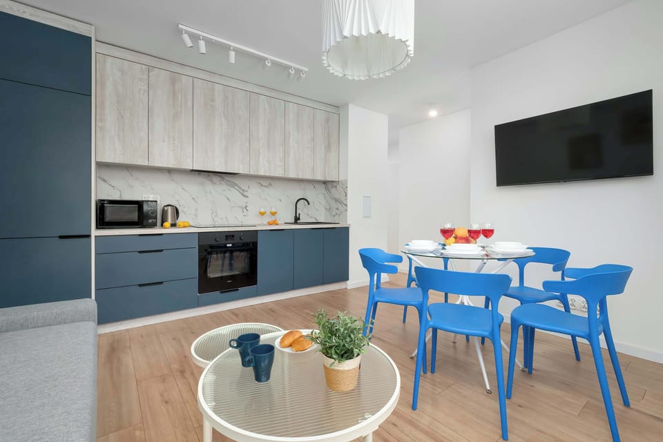 Open-plan kitchen and dining space designed for comfort, functionality, and convenience.