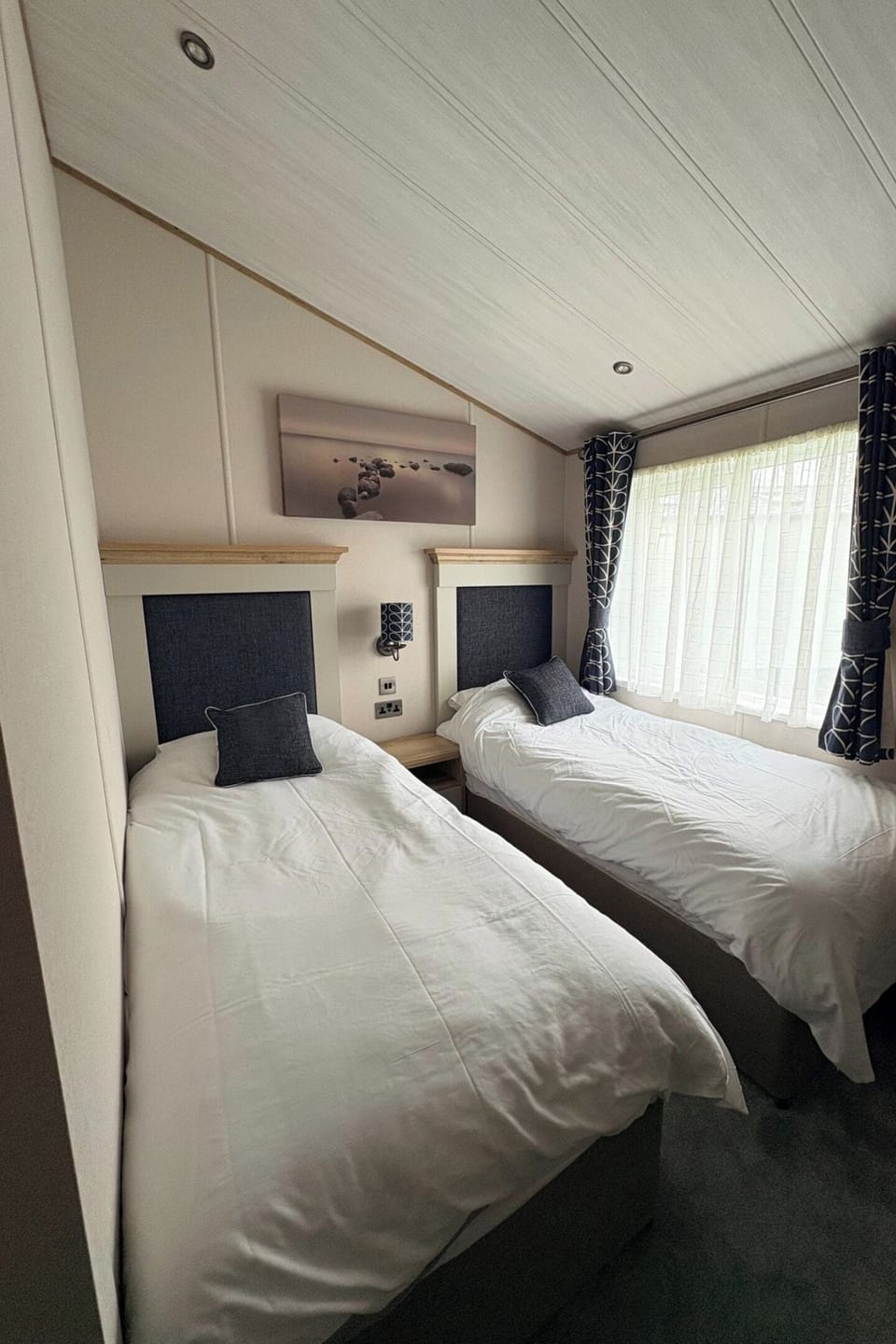 2 bedrooms, WiFi (free)