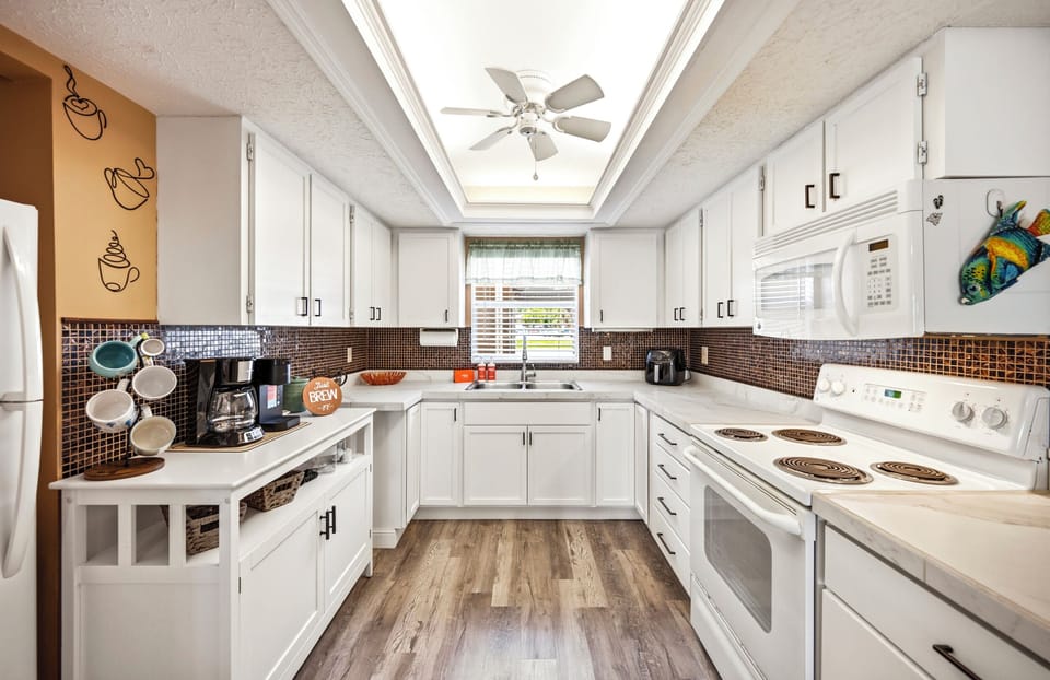 Everything you need to feel at home, right here in the heart of the kitchen