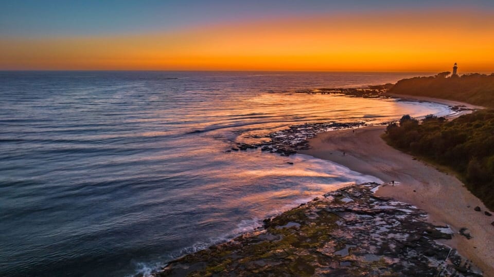Relaxed 2 Bed Coastal Stay Near the Lake Apartment in Central Coast